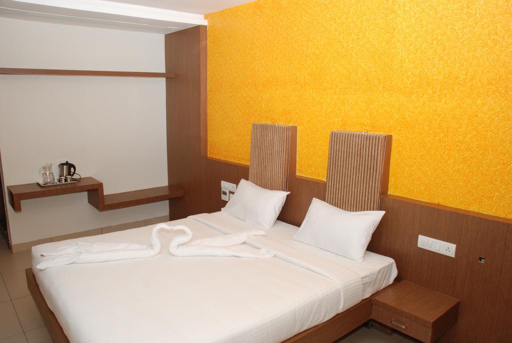 Hotel Pla Amrith Inn Tiruchirappalli المظهر الخارجي الصورة