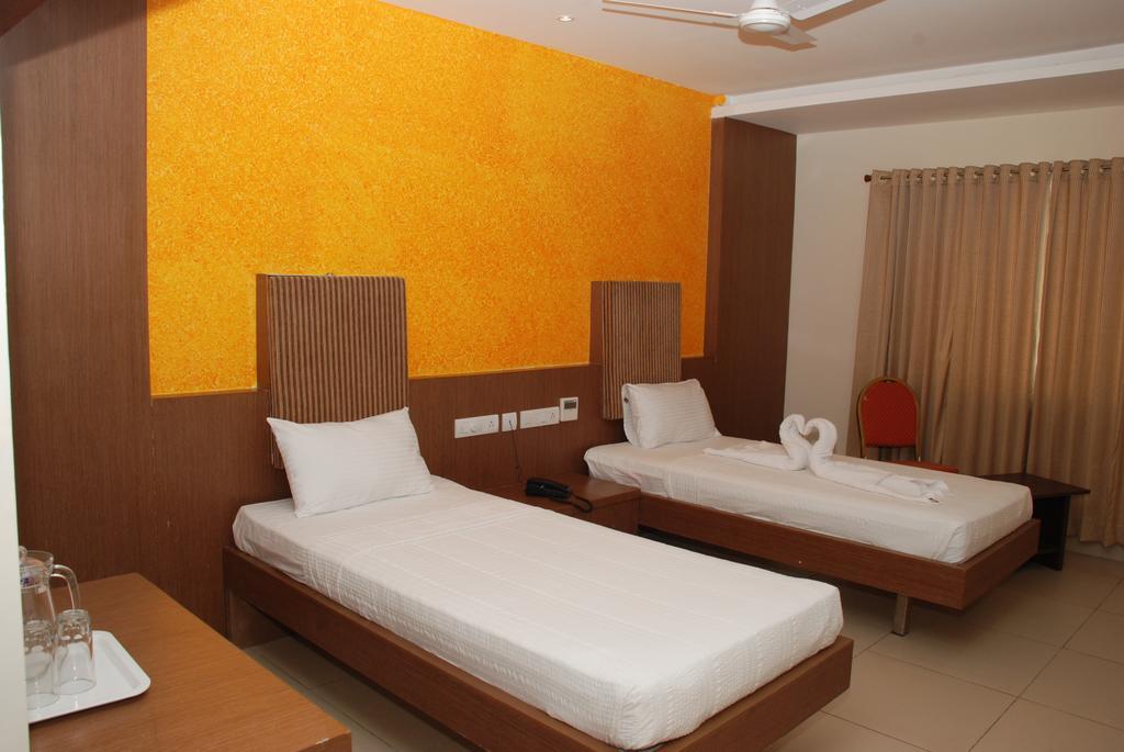 Hotel Pla Amrith Inn Tiruchirappalli المظهر الخارجي الصورة