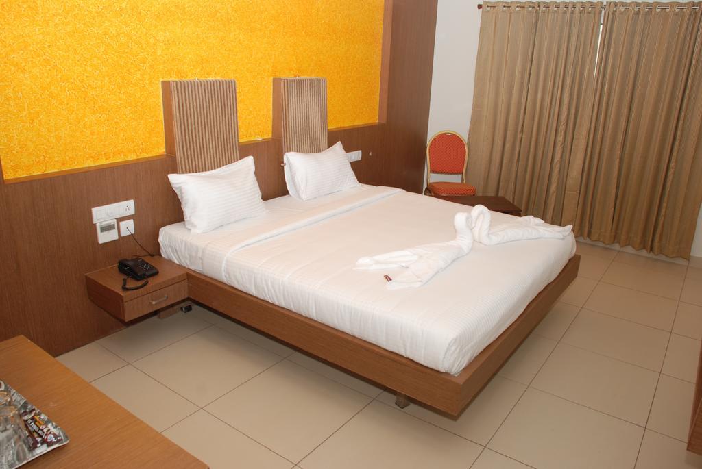 Hotel Pla Amrith Inn Tiruchirappalli المظهر الخارجي الصورة