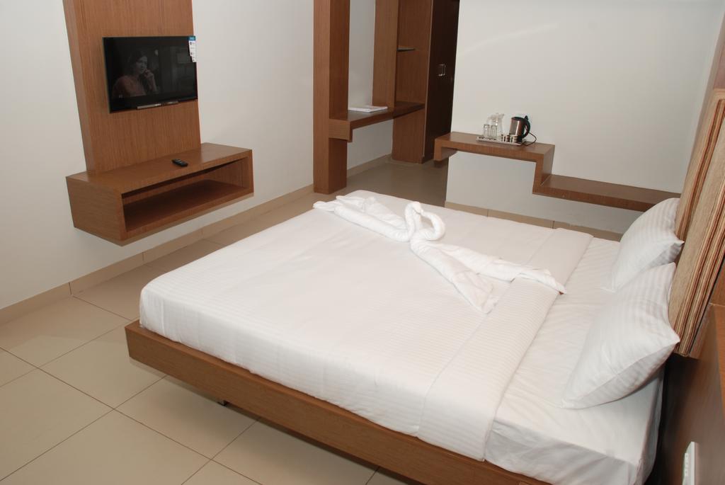Hotel Pla Amrith Inn Tiruchirappalli المظهر الخارجي الصورة