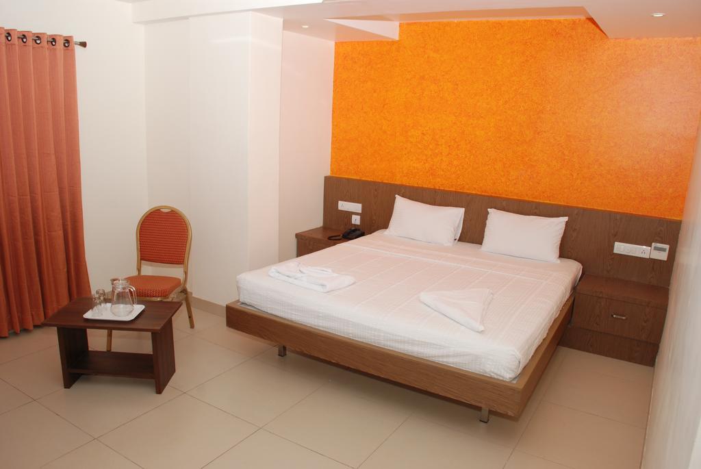 Hotel Pla Amrith Inn Tiruchirappalli المظهر الخارجي الصورة