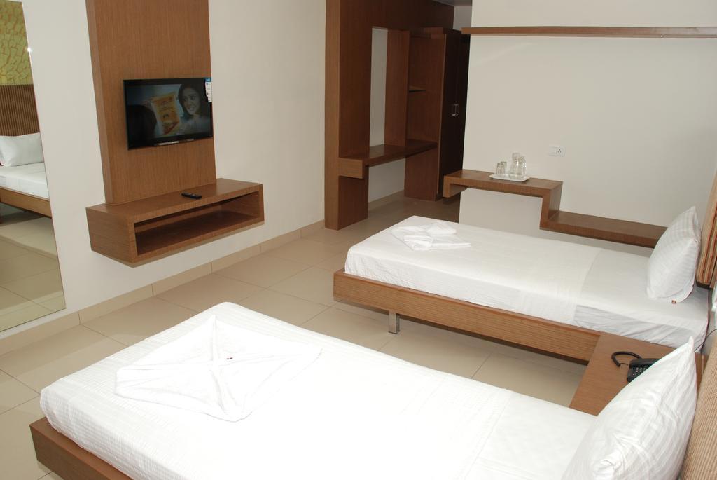 Hotel Pla Amrith Inn Tiruchirappalli الغرفة الصورة