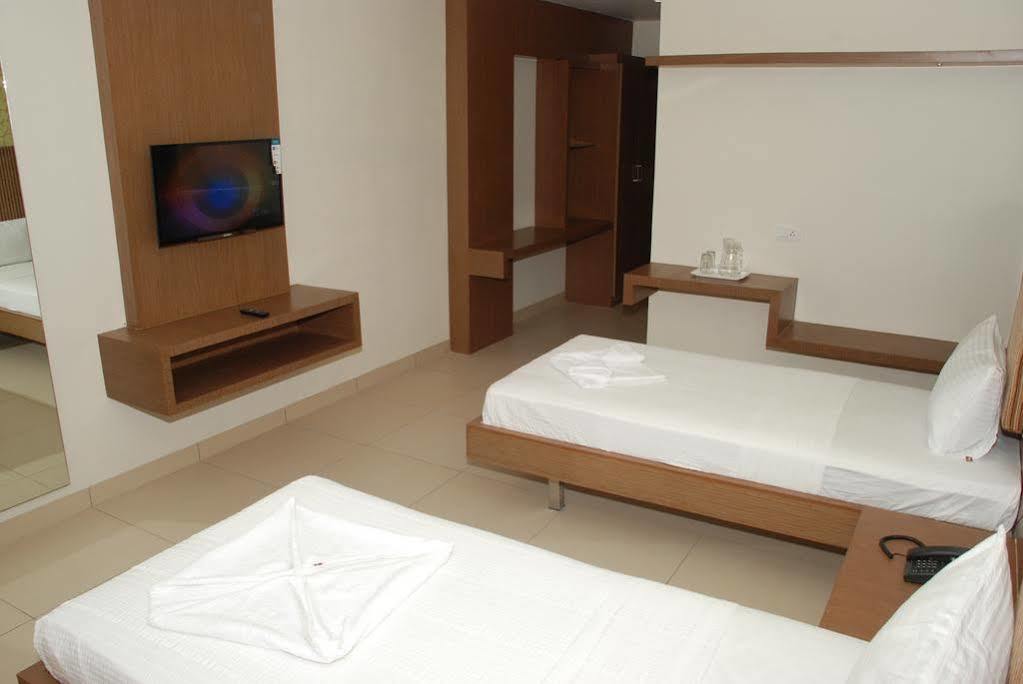Hotel Pla Amrith Inn Tiruchirappalli المظهر الخارجي الصورة